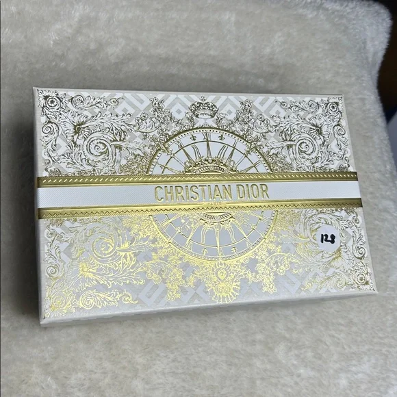 128 - Picture 1 of 1